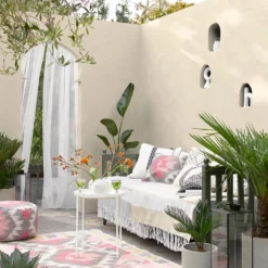 Sandtex® Ultra Smooth Masonry Paint Magnolia - 2.5L -Keter Store 12809045 1524871046590094