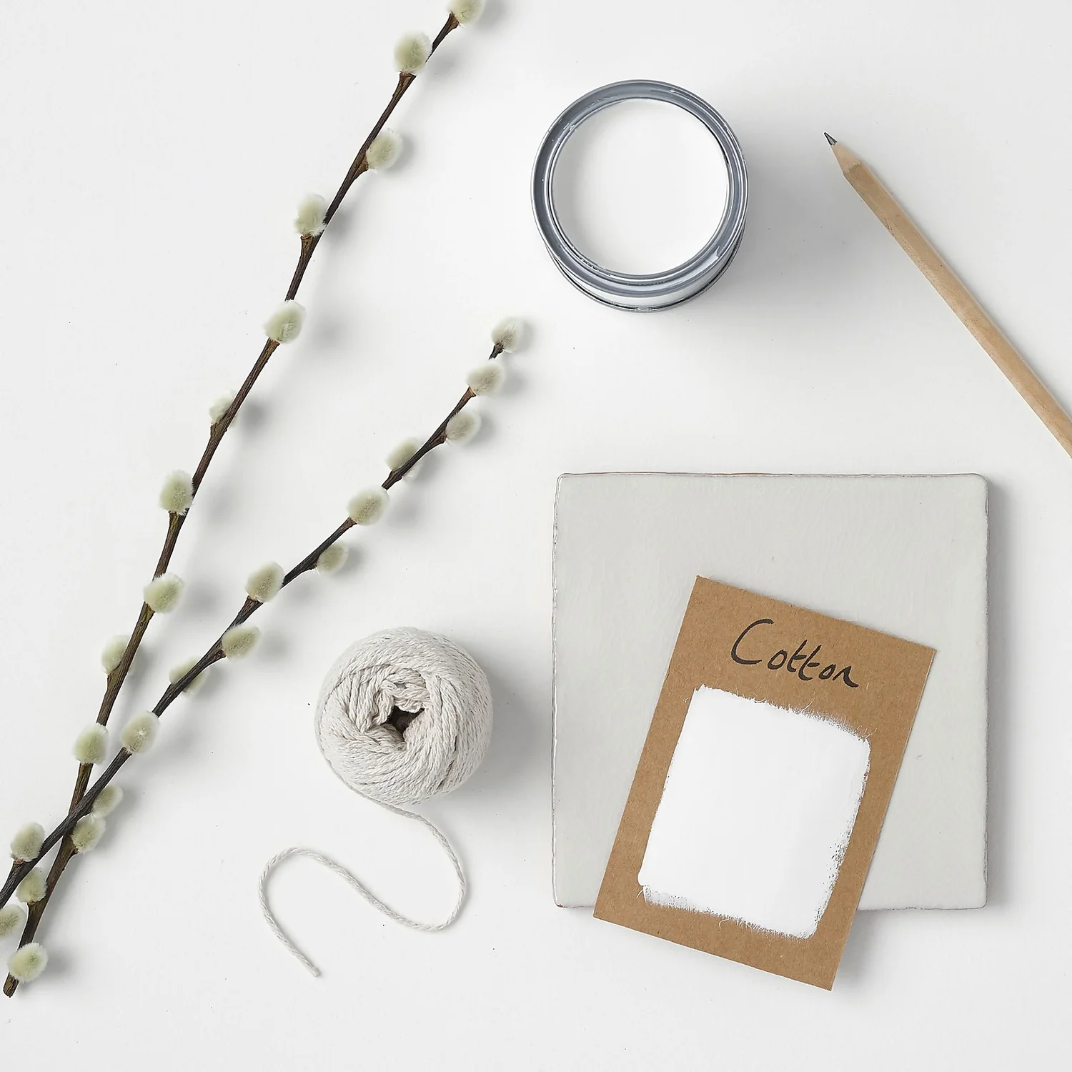 Rust-Oleum Satin Furniture Paint - Cotton - 750ml Rust-Oleum Satin Furniture Paint - Cotton - 750ml -Keter Store 12819509 1554940725125678