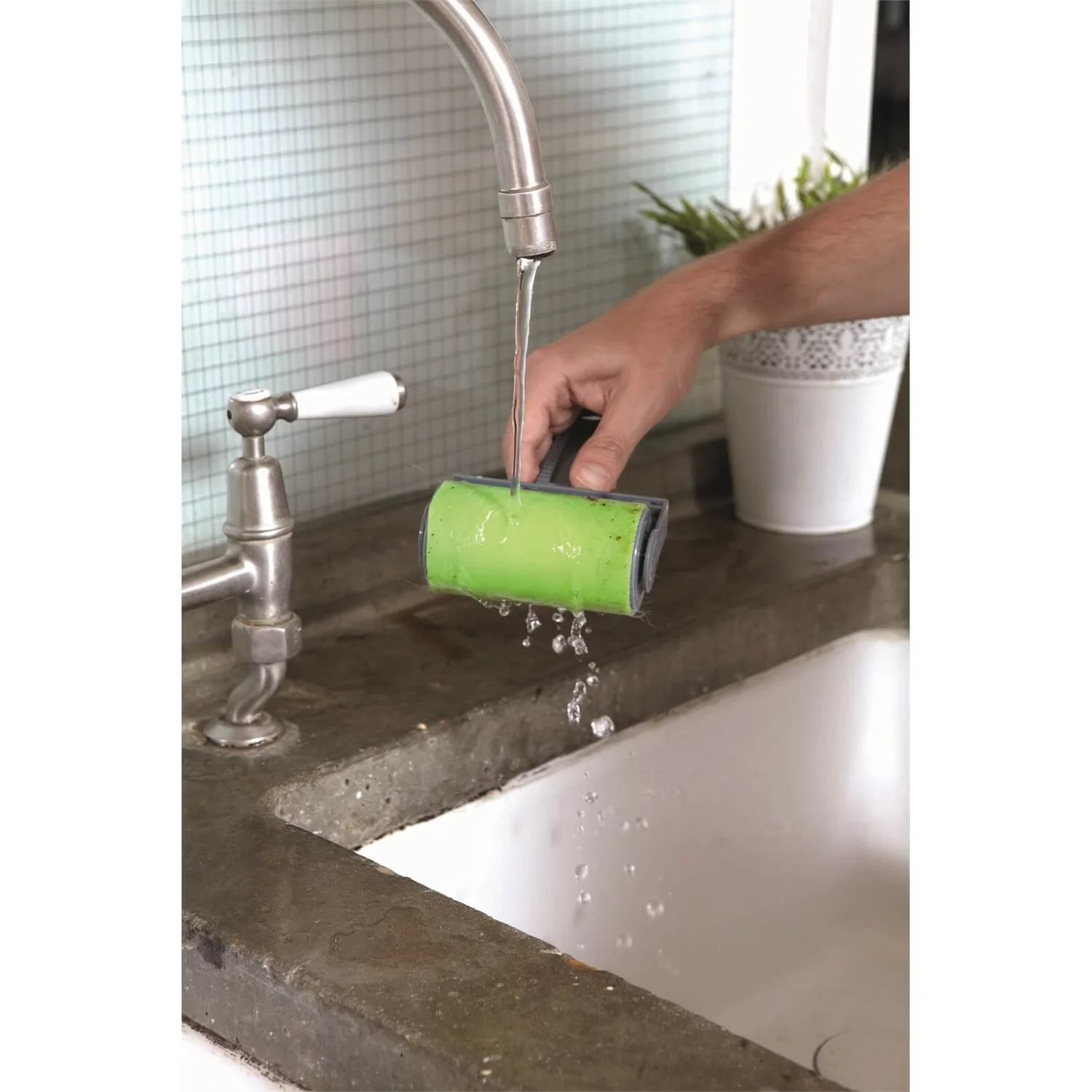 Fast Fit Sticky Lint Roller Fast Fit Sticky Lint Roller -Keter Store 12822348 1944833173888454